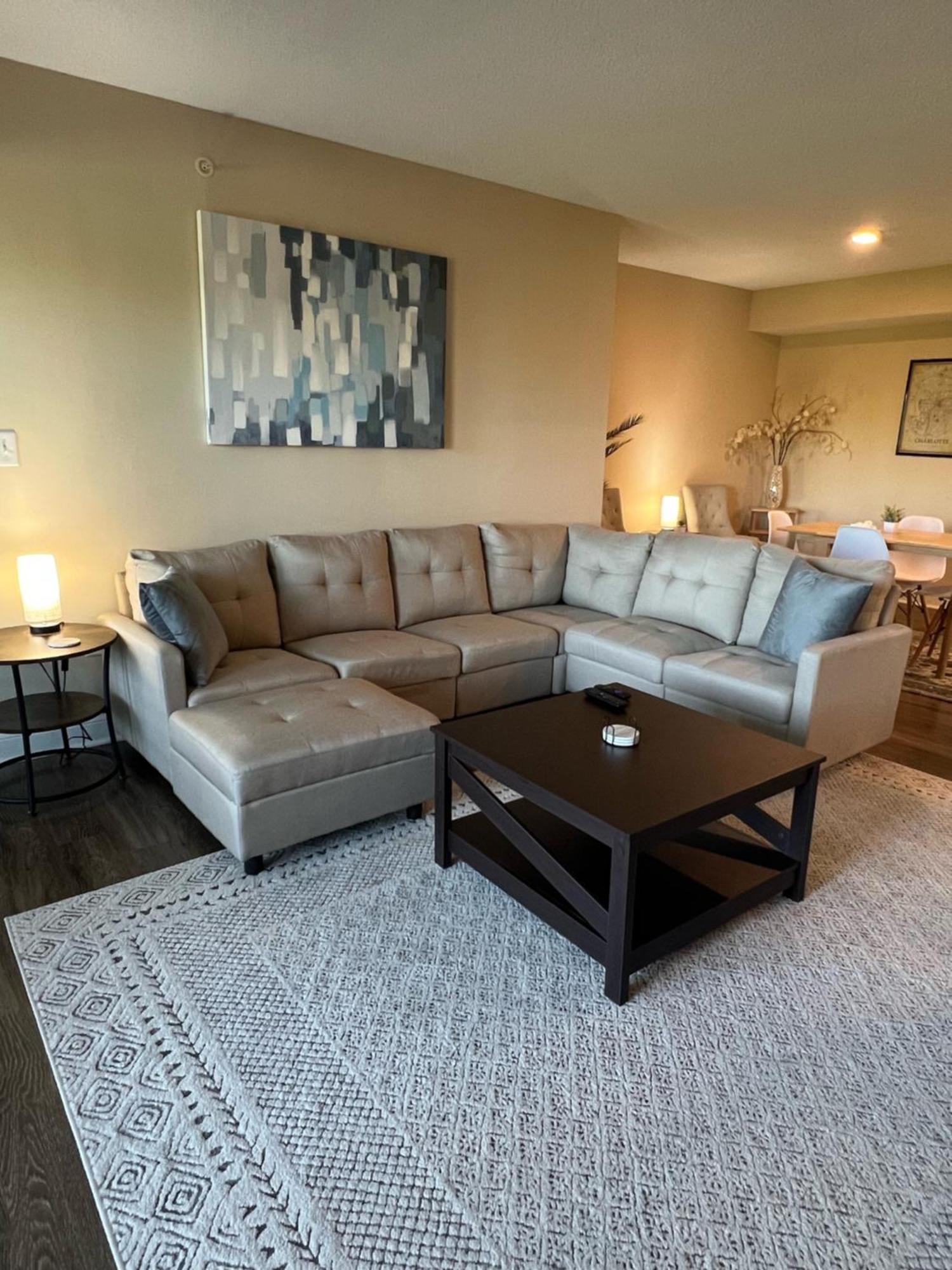 Spacious 2 Bed, 2 Bath Uptown Gem In The Heart Of The City-Parking-Wi-Fi-Balcony Cgv Charlotte Extérieur photo